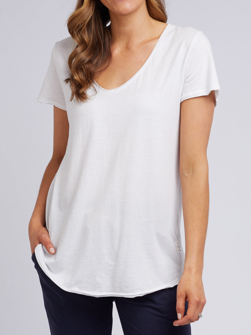 ELM FUNDAMENTAL V TEE