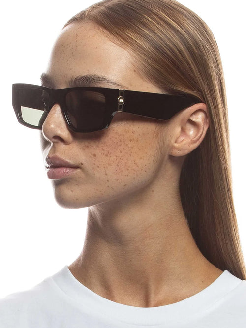 LE SPECS PLASTIC MEASURES SUNGLASSES