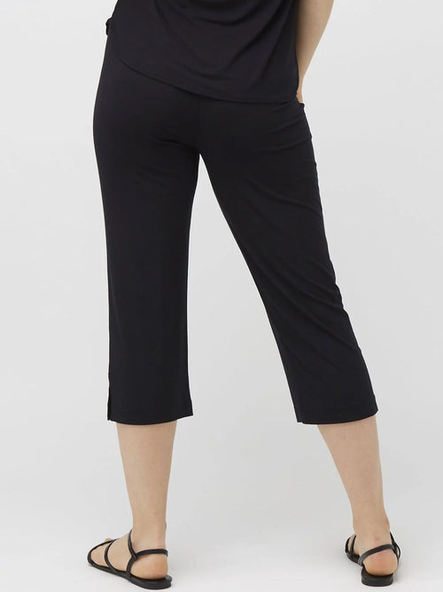 TANI BREEZE CAPRI PANT