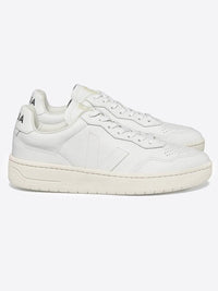 VEJA V-90 LEATHER SNEAKER
